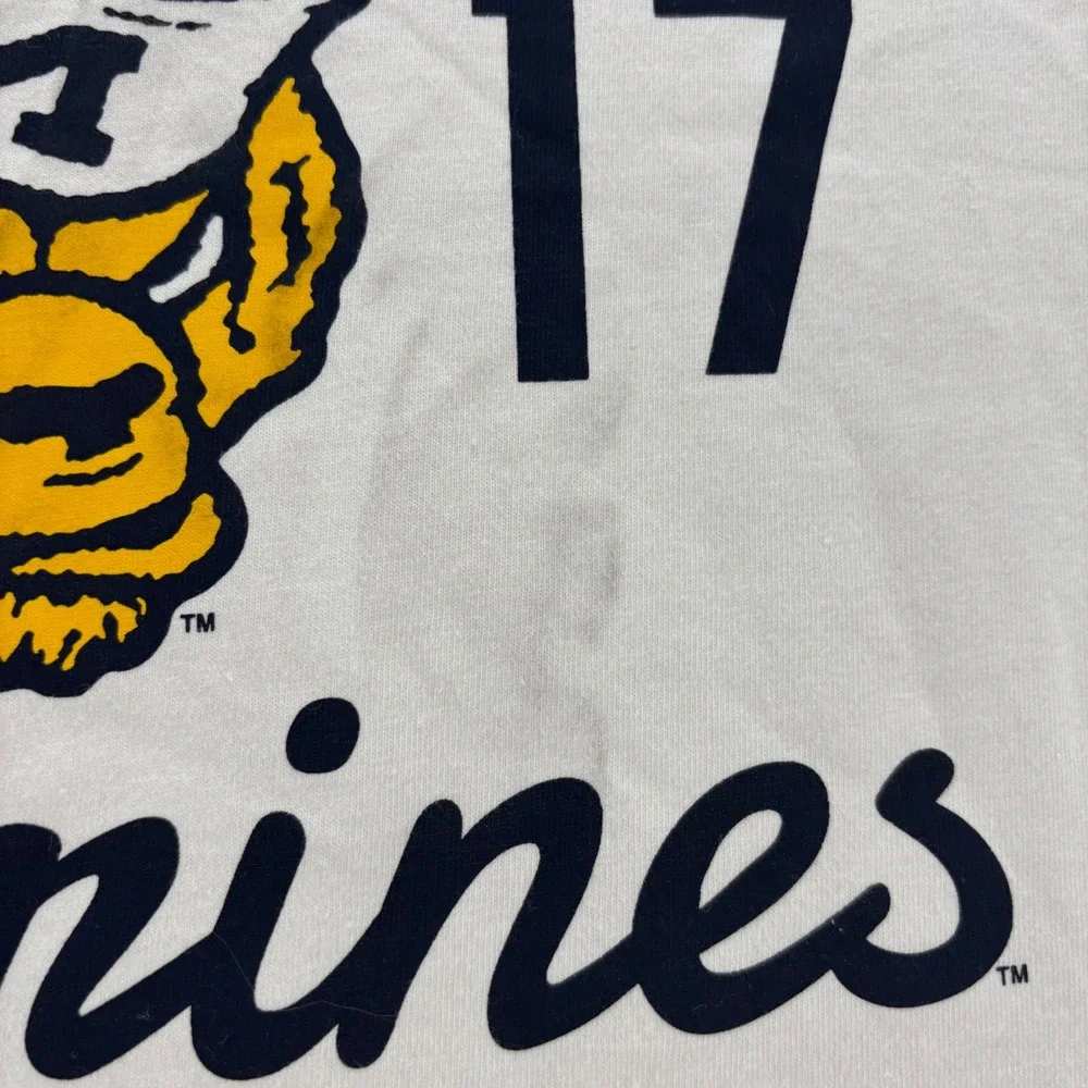 Nike Michigan Wolverines T-Shirt Men Large White 1817 Mascot NWT New Spots NCAA
